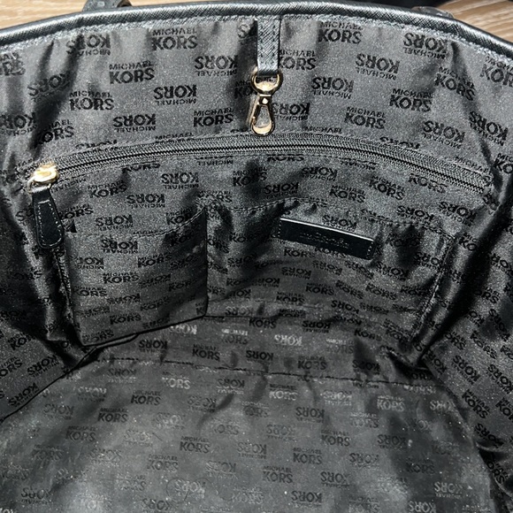 Michael Kors Saffiano Leather Tote Bag - Picture 5 of 11